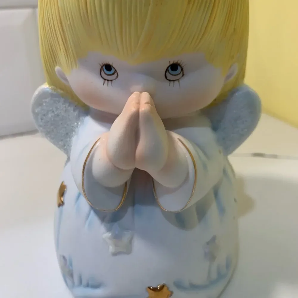 Ceramic Praying Angel Bank Vintage